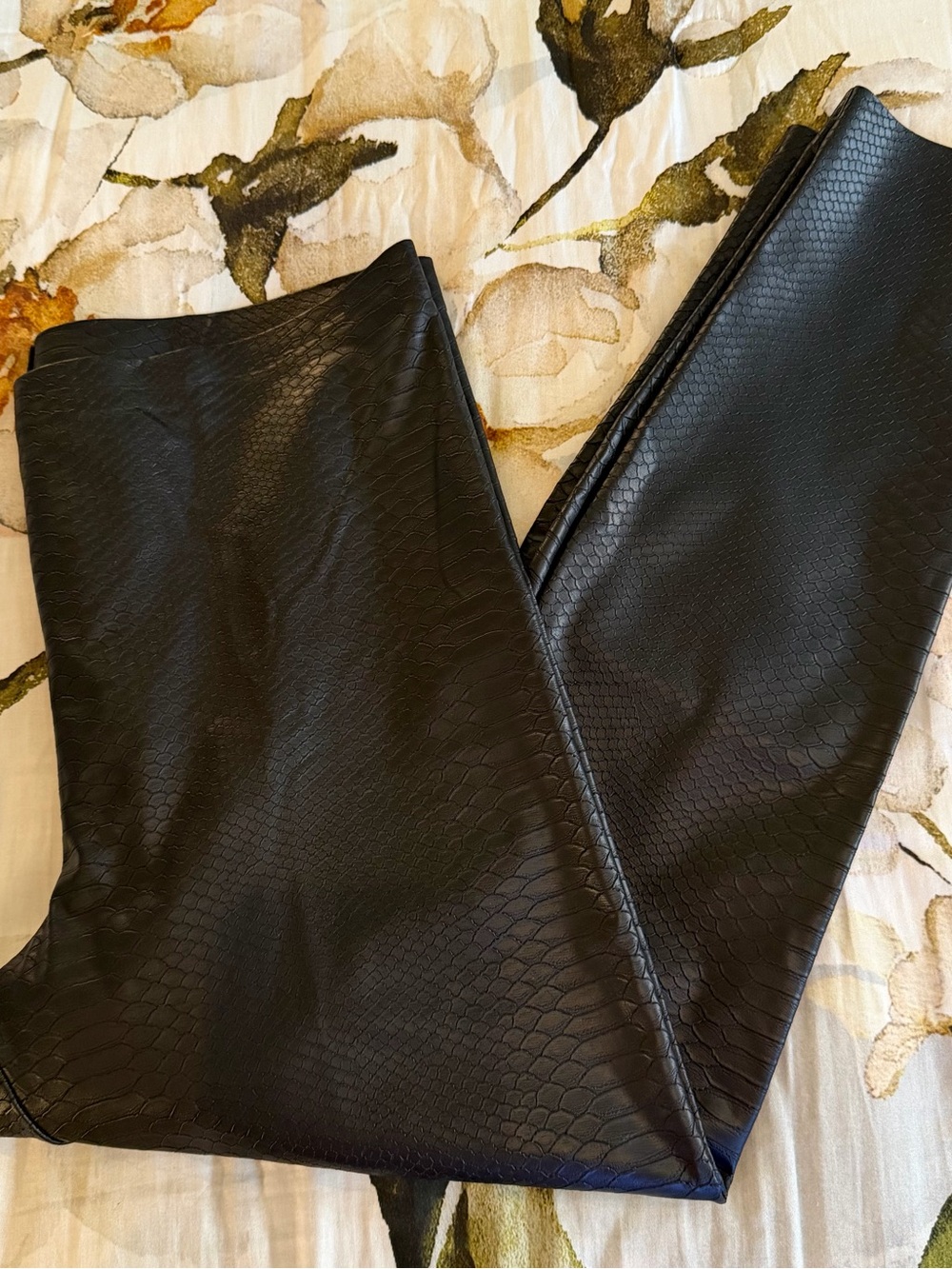 Hue Black Faux Leather Leggings with Snakeskin Embossing